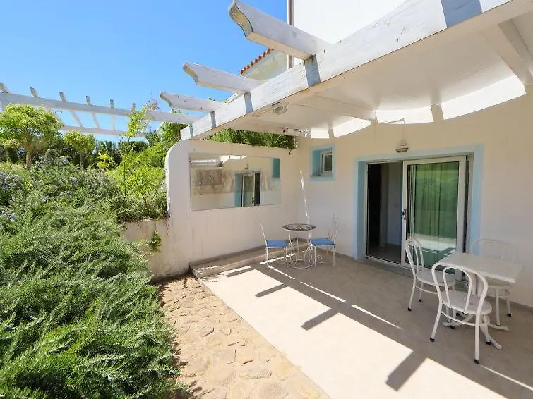 Villa Enga, With Pool, In Front Of The Sea And In The Middle Of Wineyards Badesi Italy