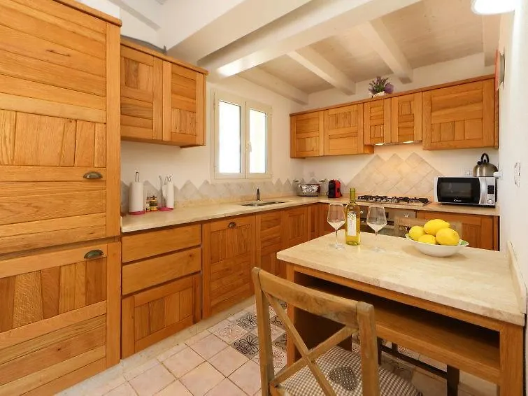 Villa Enga, With Pool, In Front Of The Sea And In The Middle Of Wineyards Badesi