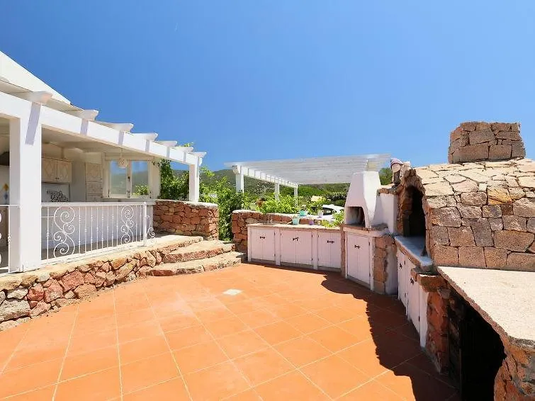 Villa Enga, With Pool, In Front Of The Sea And In The Middle Of Wineyards Badesi