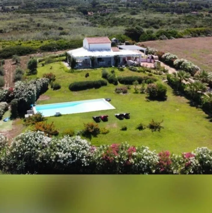 Villa Enga, With Pool, In Front Of The Sea And In The Middle Of Wineyards Badesi